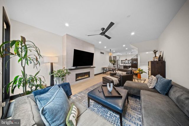 1742 N HOPE ST, Philadelphia, PA 19122