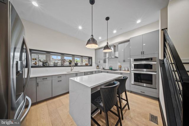 1742 N HOPE ST, Philadelphia, PA 19122