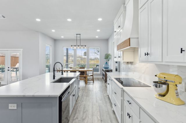 6439 Leppee Way, Fort Worth, TX 76126