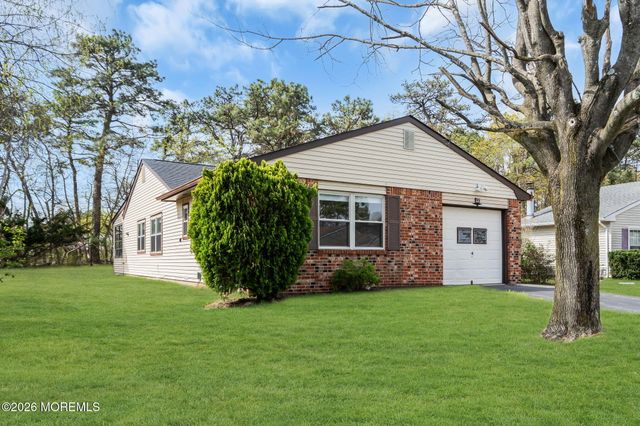 12 Nautilus Drive, Brick, NJ 08723