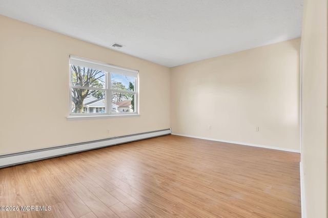 12 Nautilus Drive, Brick, NJ 08723