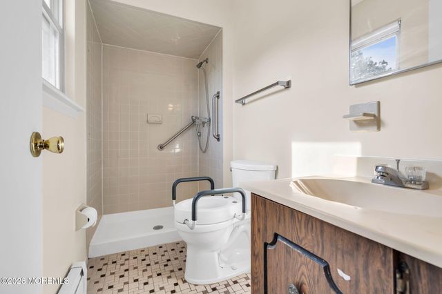 12 Nautilus Drive, Brick, NJ 08723