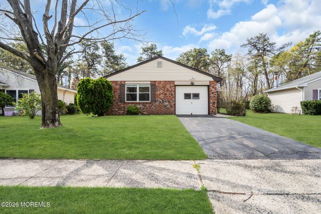 12 Nautilus Drive, Brick, NJ 08723