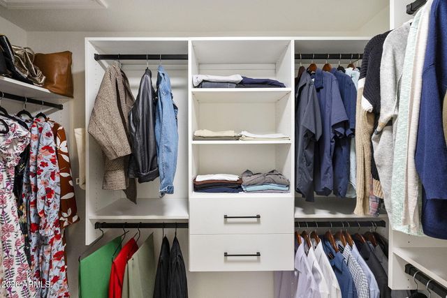 4373 E COOLBROOK Avenue, Phoenix, AZ 85032