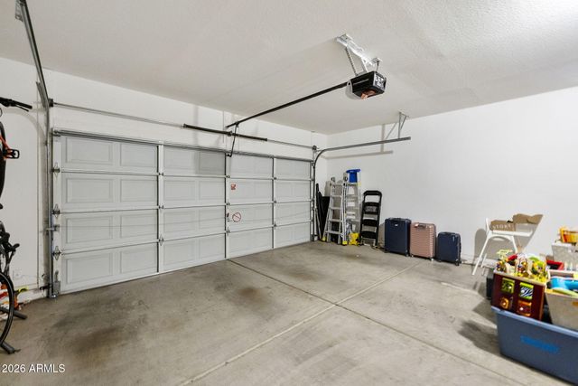 4373 E COOLBROOK Avenue, Phoenix, AZ 85032