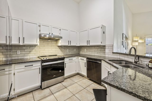 4373 E COOLBROOK Avenue, Phoenix, AZ 85032