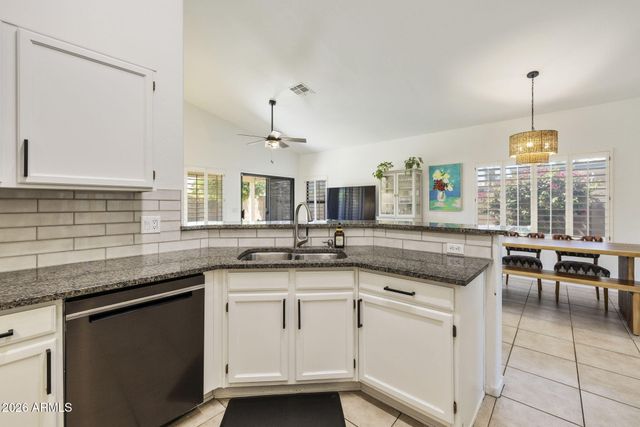 4373 E COOLBROOK Avenue, Phoenix, AZ 85032