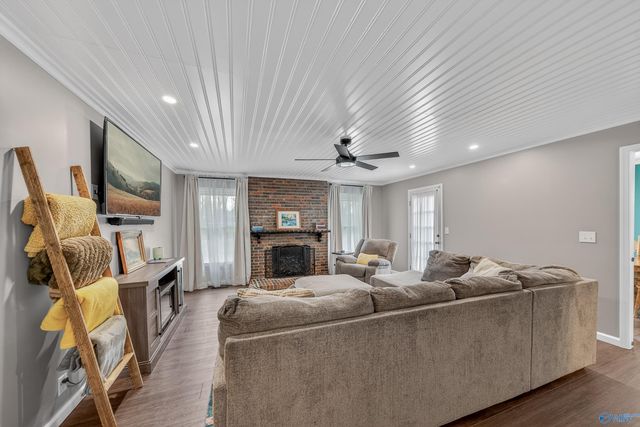 23706 Laura Leigh Lane, Athens, AL 35613