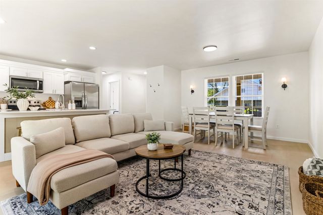 467 Breeze Street, Spartanburg, SC 29301