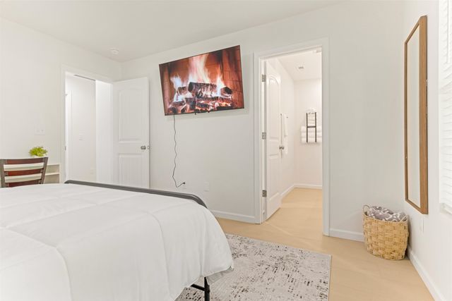 467 Breeze Street, Spartanburg, SC 29301