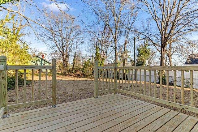 467 Breeze Street, Spartanburg, SC 29301