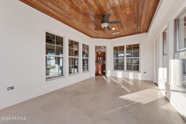 209 Psalm Court, Youngsville, LA 70592