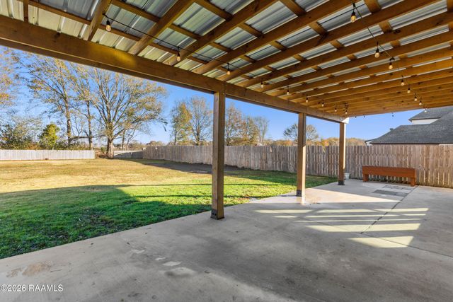 209 Psalm Court, Youngsville, LA 70592