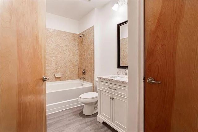 898 Oak SW Street 1307, Atlanta, GA 30310