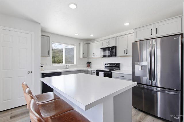 12352 Nantes Ct, Caldwell, ID 83607