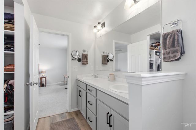 12352 Nantes Ct, Caldwell, ID 83607