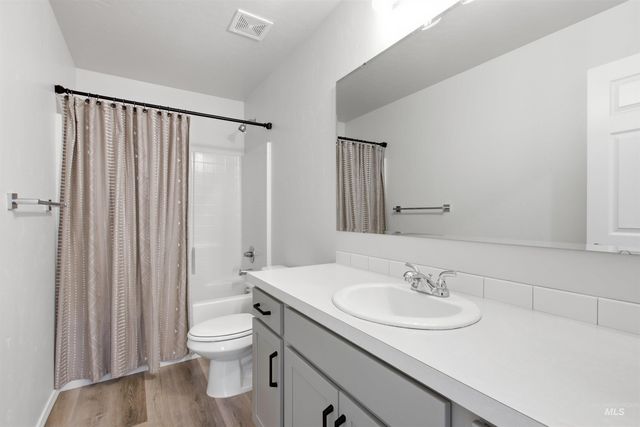12352 Nantes Ct, Caldwell, ID 83607