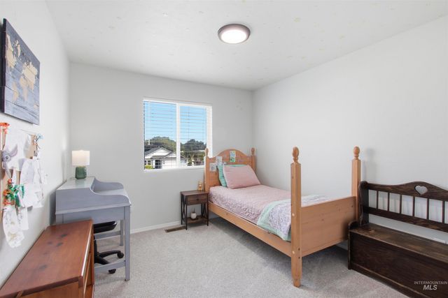 12352 Nantes Ct, Caldwell, ID 83607