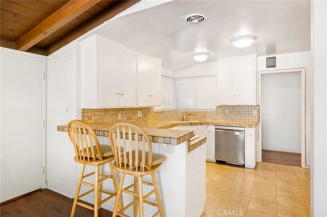 1537 W Edithia, Anaheim, CA 92802