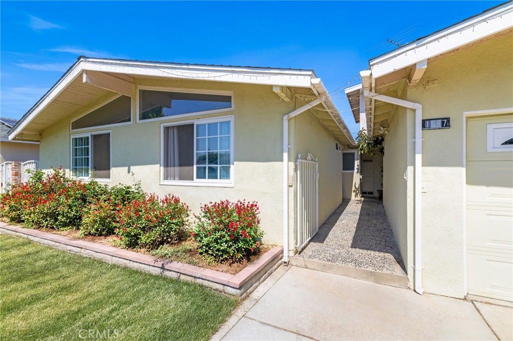 1537 W Edithia, Anaheim, CA 92802 — photo 2