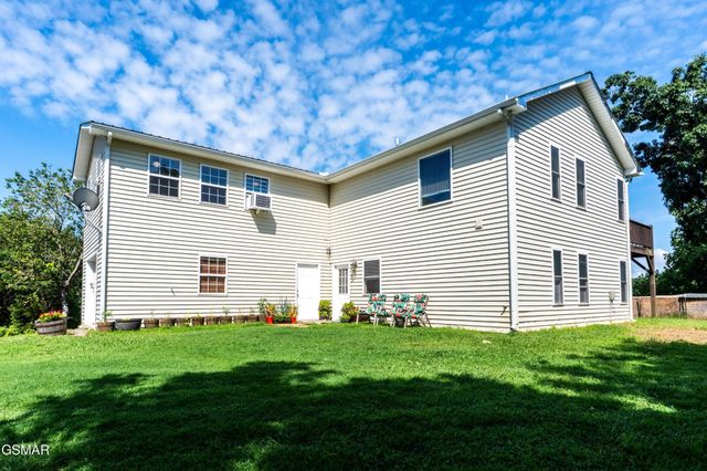 1225 Paradise Lane, Dandridge, TN 37725