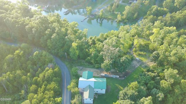 1225 Paradise Lane, Dandridge, TN 37725