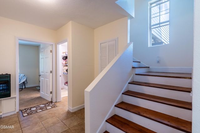 1225 Paradise Lane, Dandridge, TN 37725