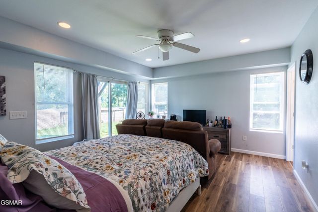 1225 Paradise Lane, Dandridge, TN 37725