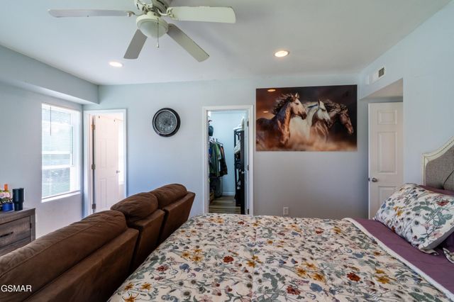 1225 Paradise Lane, Dandridge, TN 37725