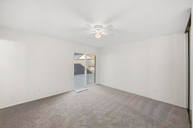 242 Manzanita Dr, Oceanside, CA 92057