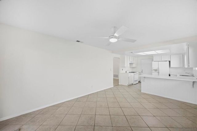 242 Manzanita Dr, Oceanside, CA 92057