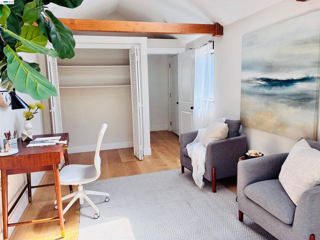 1349 Hearst Ave, Berkeley, CA 94702