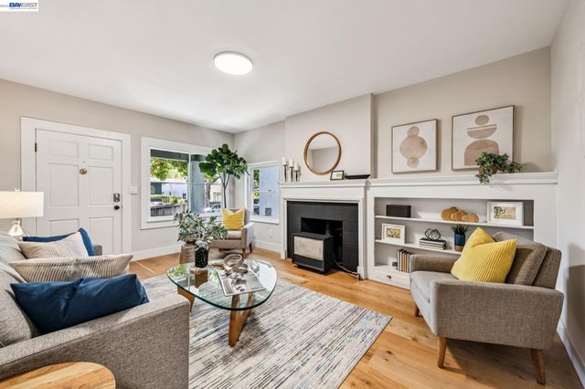 1349 Hearst Ave, Berkeley, CA 94702