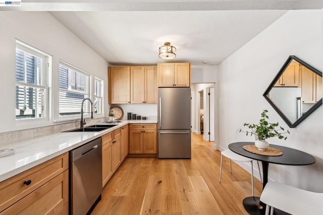 1349 Hearst Ave, Berkeley, CA 94702