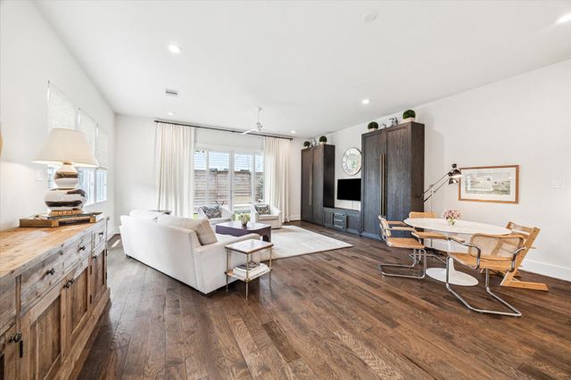 928 Robbie Street B, Houston, TX 77009