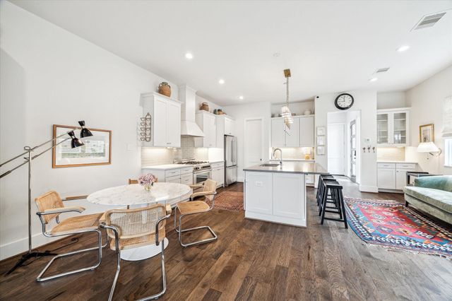 928 Robbie Street B, Houston, TX 77009