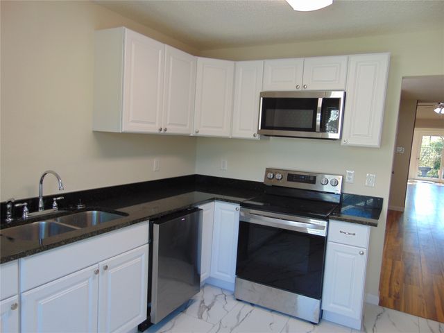 3041 Waterfront Circle, Garland, TX 75042