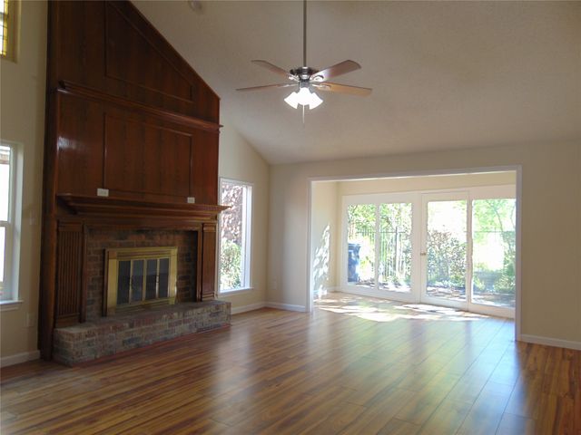3041 Waterfront Circle, Garland, TX 75042