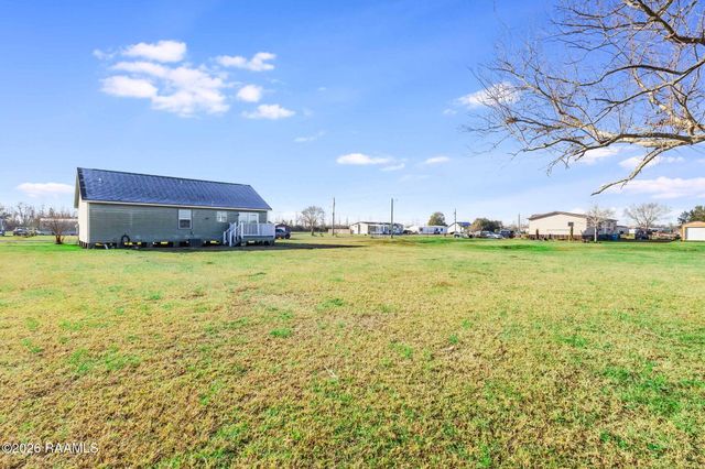 1014 Carolyn Rose Drive, Breaux Bridge, LA 70517