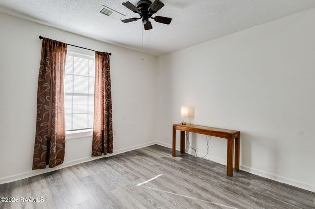 1014 Carolyn Rose Drive, Breaux Bridge, LA 70517