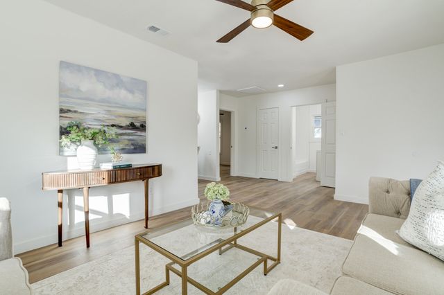 3014 30th Street, Lubbock, TX 79410