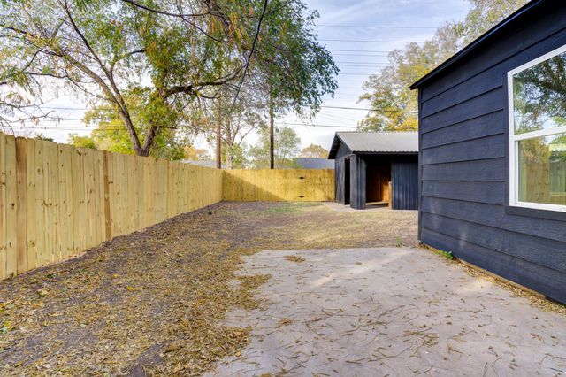 3014 30th Street, Lubbock, TX 79410