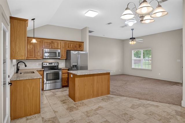505 E 5th Street, Springtown, TX 76082