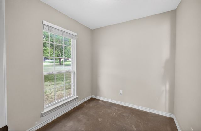 505 E 5th Street, Springtown, TX 76082