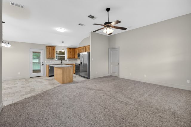 505 E 5th Street, Springtown, TX 76082