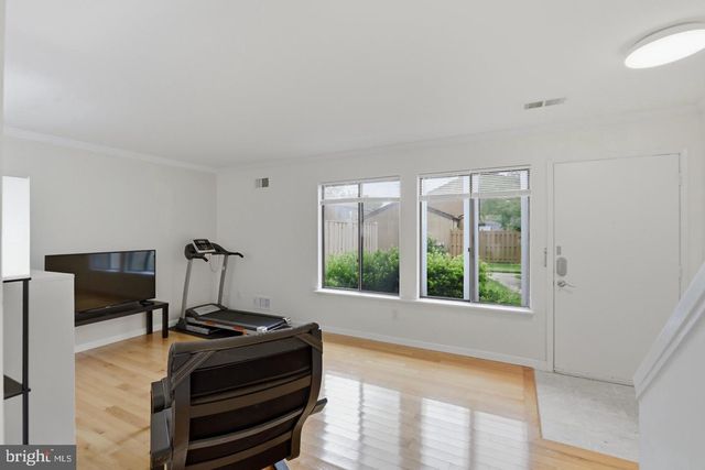 3114 BABASHAW CT, Fairfax, VA 22031