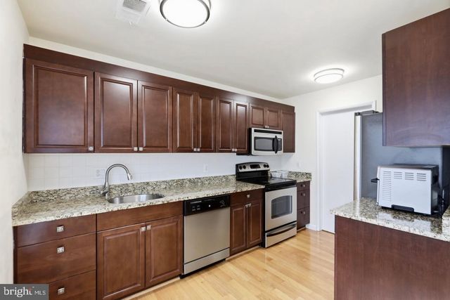 3114 BABASHAW CT, Fairfax, VA 22031