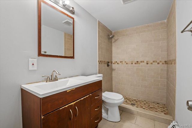 1241 Connetquot Avenue, Central Islip, NY 11722