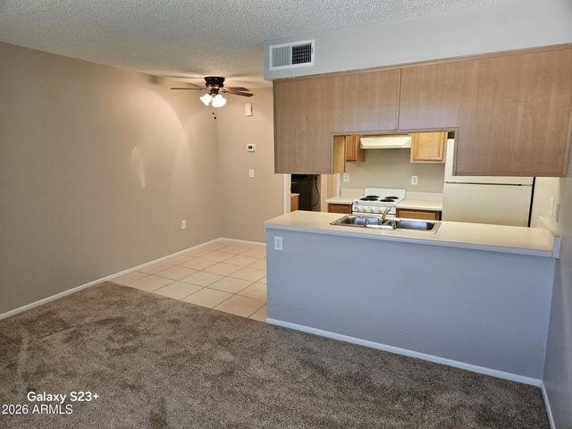 461 W HOLMES Avenue 327, Mesa, AZ 85210
