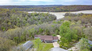 10010 Bobwhite Circle, Rogers, AR 72758